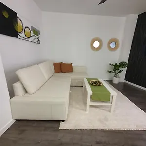 Tribuna Deluxe , Málaga España